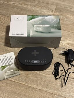 4v1: rádio, budík, reproduktor a nabíječka - 2