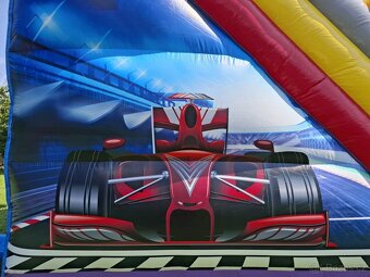 Prodám skakací hrad F1 - 2