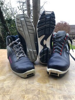 Lyže + boty + hůlky na běžky - 2