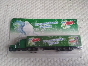 Model kamionu Ariel - 2