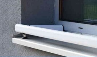 Prodám 3×(Držáky truhlíku)orginál . - 2