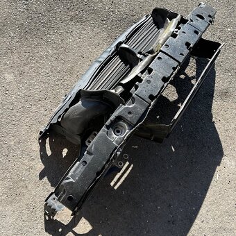 BMW E60/E61 přední čelo - 2