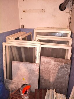 Darují stará dřevěná okna - 2