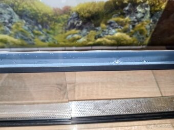 Skleněne terárium s dvířky - 2