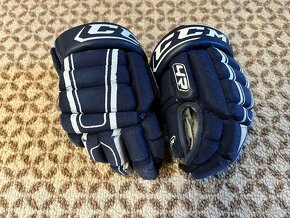 Hokejové rukavice - 2