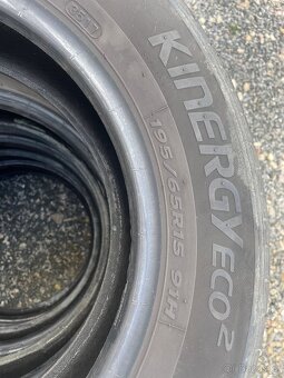 Letní pneu 195/65R15 hankook - 2