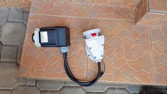Prodám spínač tripus 207P078.01 - 2