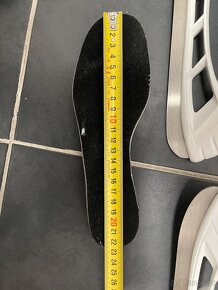 Prodám brusle Bauer XLS 3L stélka 22,5 cm - 2
