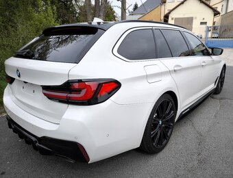 BMW 540i xDrive Touring LCI 245Kw , Původ ČR , 104.000 KM - 2