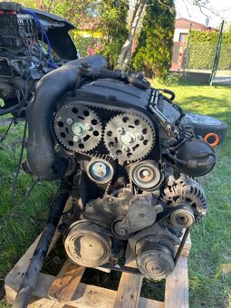Motor 2.0tdi BKD - 2
