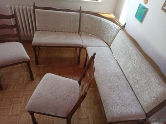 Rohová lavice + dvě židle - 2