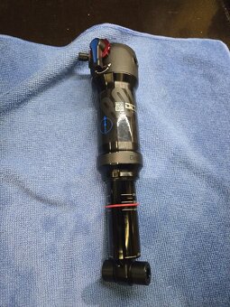 Rock Shox Deluxe Select+ - 2