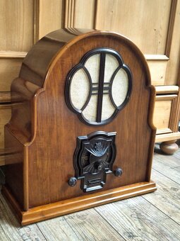 Starožitné rádio Telefunken 341WL, 1931/32, velká kaplička - 2