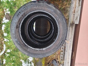 Pneu 205/55R16 - 2