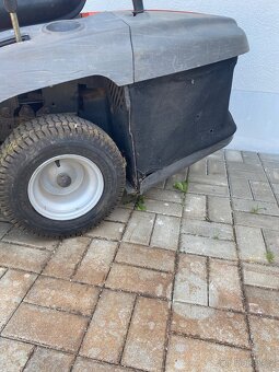 Zahradní trakturek Husgvarna CT126 - 2