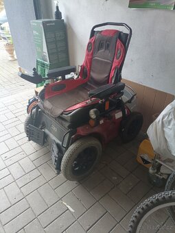 Invalidní vozík - elektrický - 2