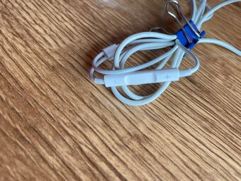 Apple sluchátka drátová 3,5mm Jack/NOVÁ - 2