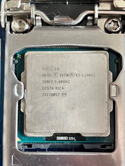 GA-B75M-D2V Xeon (i7-3770) 8gb ram hyperx - 2