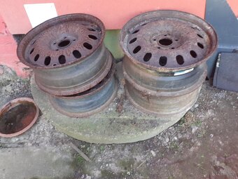 Plechové disky 16" Peugeot 407 - 2