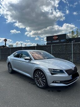 ŠKODA SUPERB 2.TDI 110 kw 2016 - 2