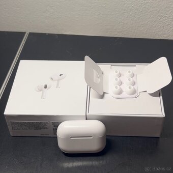 Apple AirPods 2 (2 generace) - 2