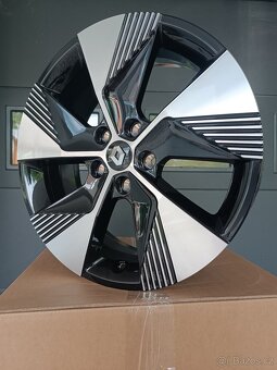 Renault Megane E-tech R18 - 2