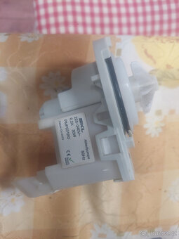 Náhradní díly na myčku BOSCH SRS45T72EU 45cm - 2