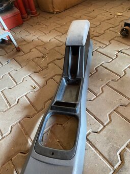 Ford Sierra mk2 loketní opěrka - 2