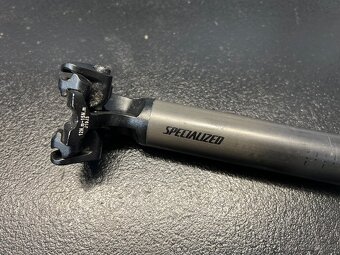Prodám sedlovku carbon Specialized 30,9mm / 36cm dlouhá - 2