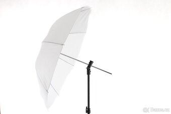 Kompletní set difuzéru/deštník externího blesku se stativem - 2