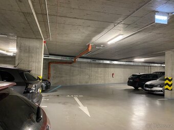 Garazove stani Harfa,Cerpadlova - 2