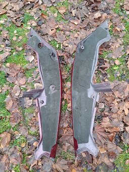 Zadní, boční podsedlove plasty Kawasaki ZXR 750J - 2