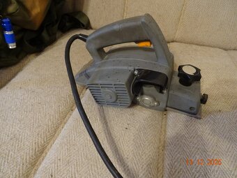 elektrický hoblík EH 61 6 - 2