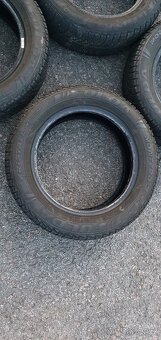 Pneu 165/65 R14 - 2