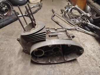 Náhradní díly - 2