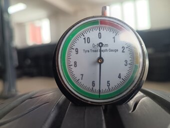 205/60 R16 LANDSAIL (2320) - 2