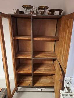 Prodám industriální komodu - 2