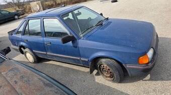Ford Escort 1.3 rok 1986 - 2