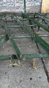 MT8 132, T4K14 Nesené brány - 2