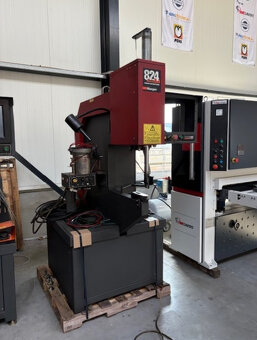 Lisy - hydraulické 824 WT - 2