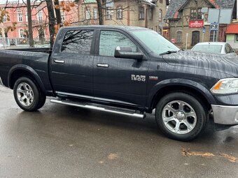 Dodge RAM 1500 - 2