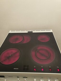 sporák sklokeramický Bosch 60cm, horkovzduch, pyrol. - 2
