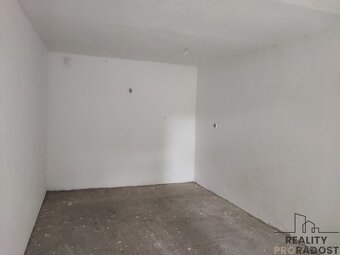 Proděj zděné garáže v Třinci - 2