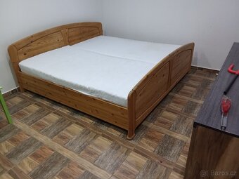 Manželská Dřevěná postel - 2