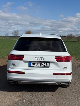 Audi Q7 S-line - 2