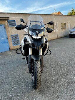 Benelli TRK 502 cestovní motorka - 2