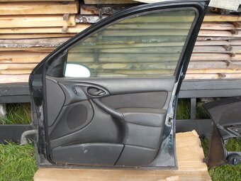 Dveře - FORD FOCUS I. včetně čalounění. - 2