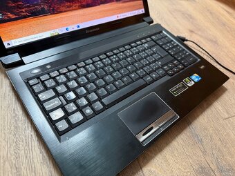 Lenovo, 15.6, Intel core i3, 6GB RAM, 250GB SSD, Win 10 - 2