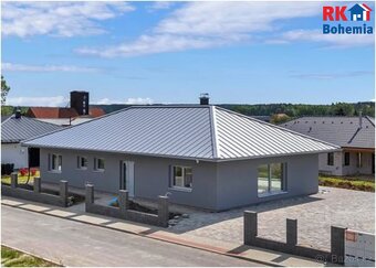 Prodej, rodinný dům 5+kk, pozemek 841 m2, Sukorady u Mladé B - 2