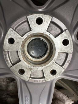 Alu kola Touareg 5x130 - 2